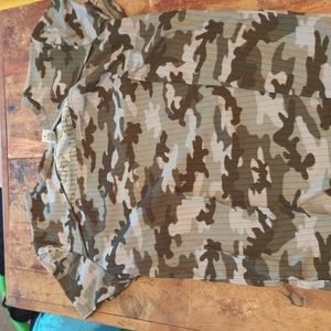 Camo tee